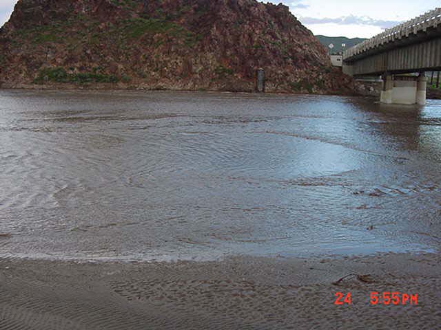 Near the First St. Bridge 2/24/05.